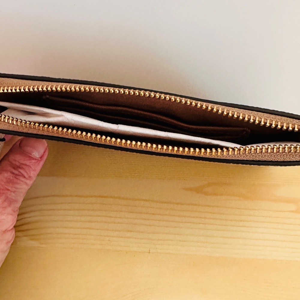 Coach Women's Brown Leather Wristlet - Picture 3 of 7